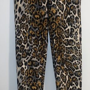 Frank Lyman Trendy Cheetah Print Pants Size 6